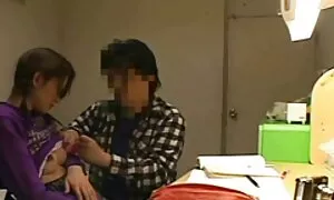 Non un bambino malato di cancro. donne mature esibizioniste