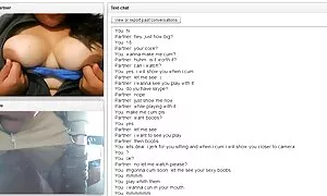 Gioca con i tuoi pezzi di fronte porno tette belle a un ragazzo con una faccia affamata.