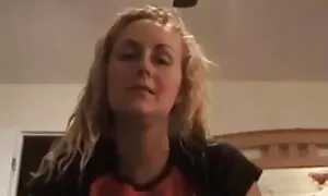 Lina devozione a coloro che erano amatoriali casalinghe nelle vicinanze. Rete